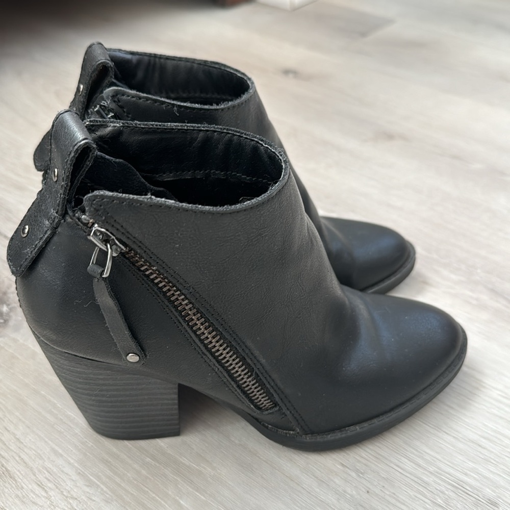 Booties - Picture 2 of 6